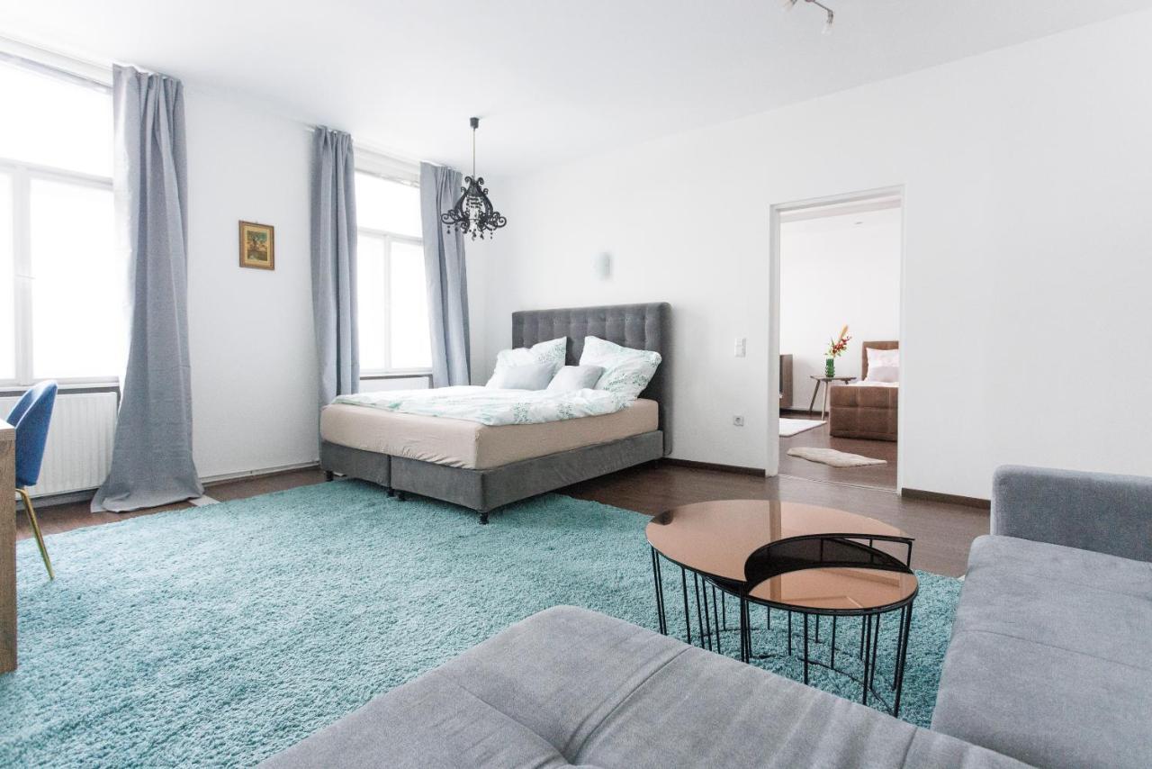 Central, Modern, Big Apartment Вена Экстерьер фото