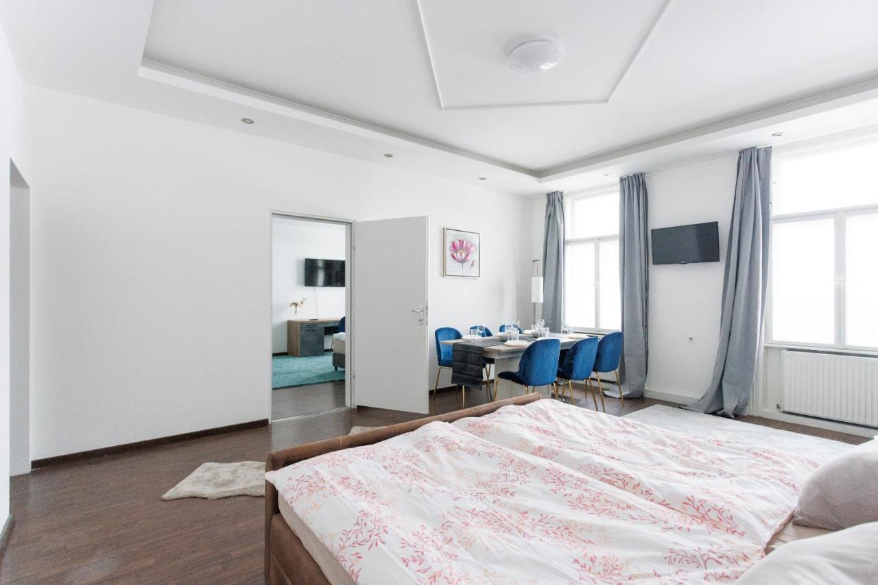 Central, Modern, Big Apartment Вена Экстерьер фото
